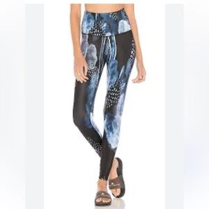 Beyond Yoga Spacedye Leggings High Waist Midi Blue Rainy Clouds XL USA Made